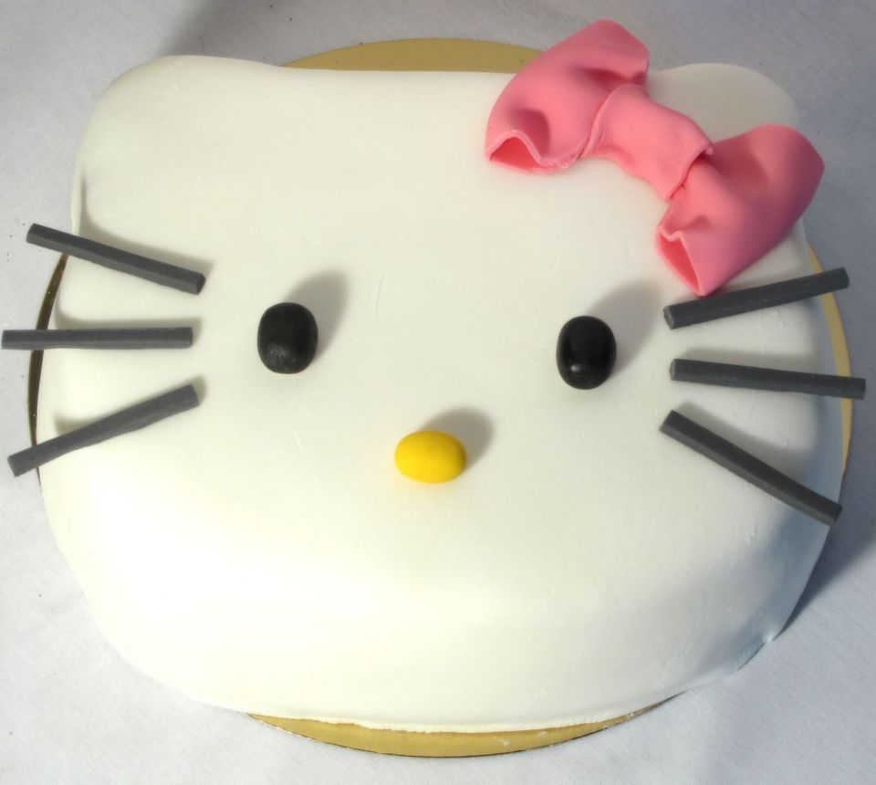 Tort Główka Kotka Z Hello Kitty Oliana Cukiernia Grodzisk